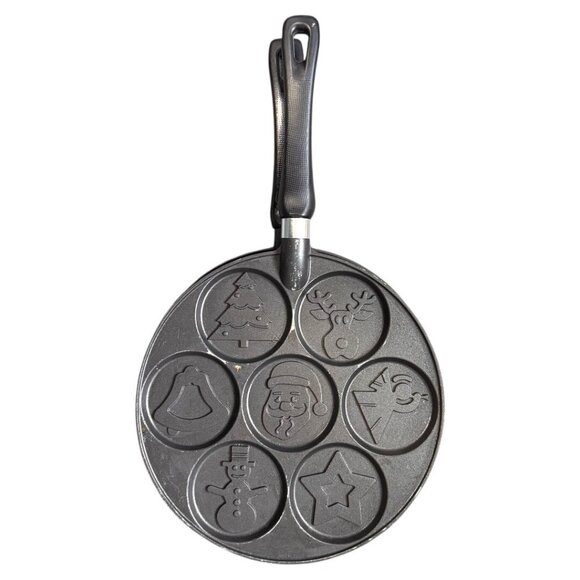 Nordic Ware Holiday Pancake Pan 10.5"